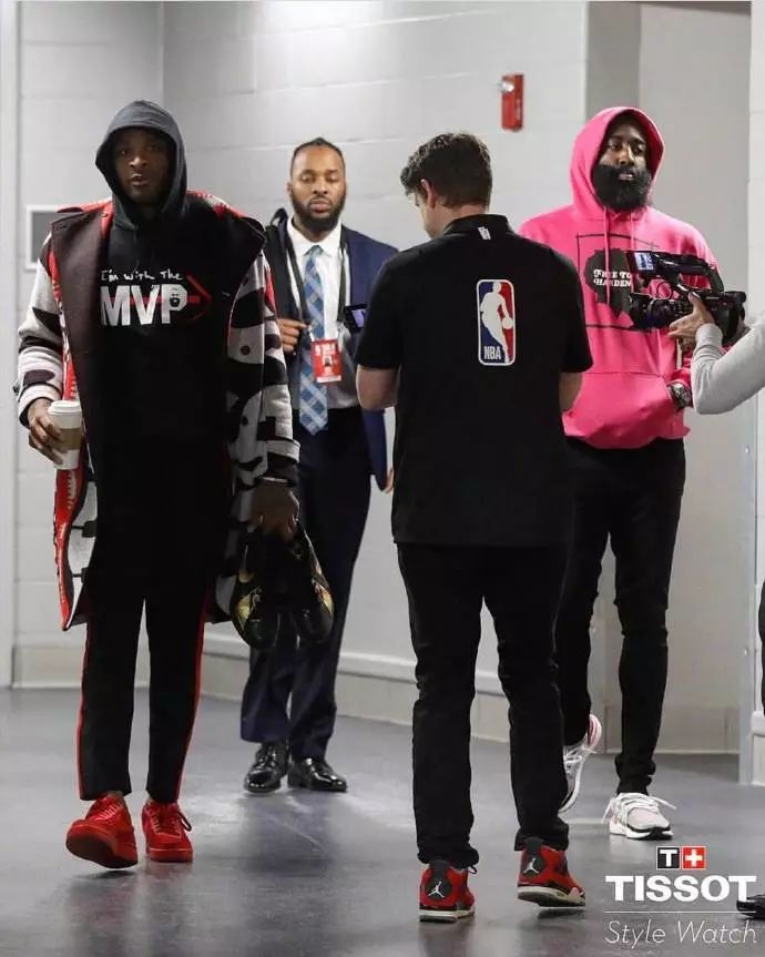 [国际足球]C罗凌空破门 利雅得胜利取胜