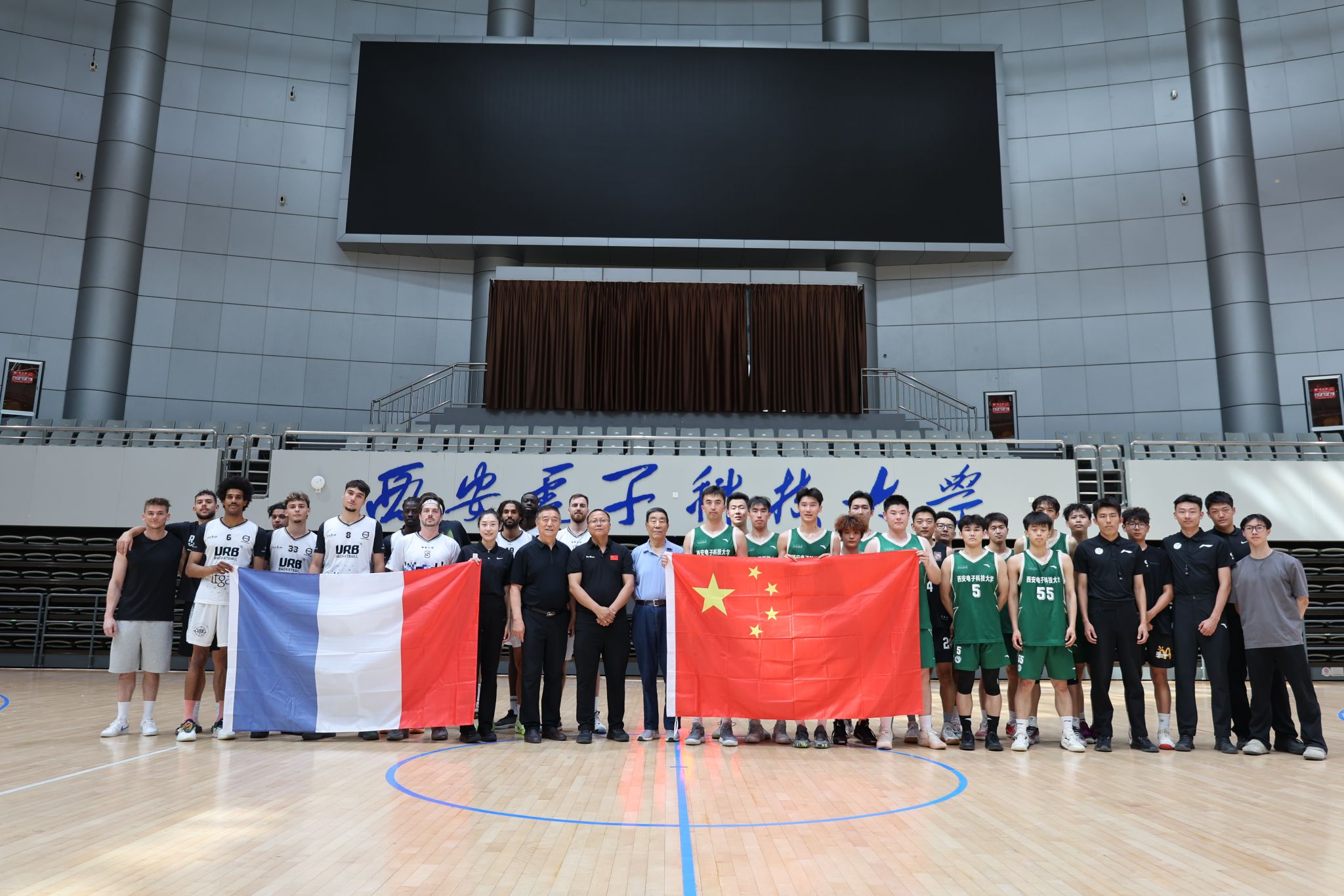 在有前注的 在有前注的