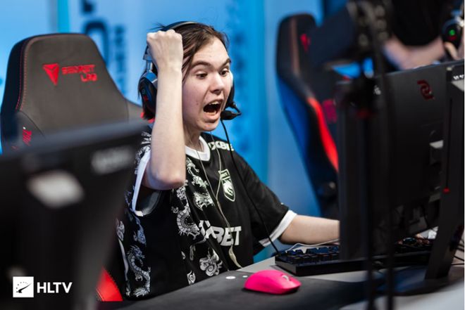 以对冲年轻 以对冲年轻